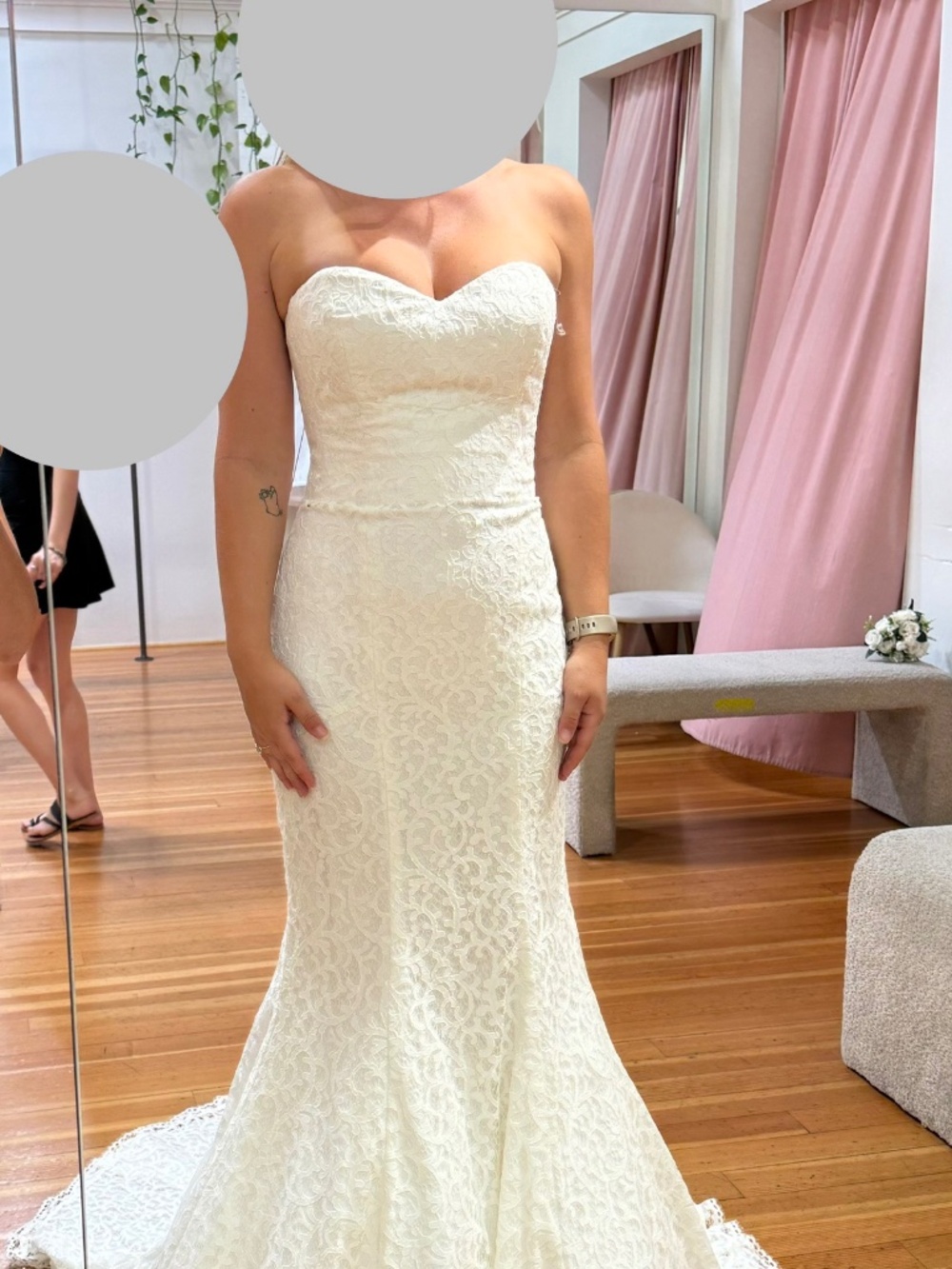 Nicole Miller Lace wedding Dress NWT